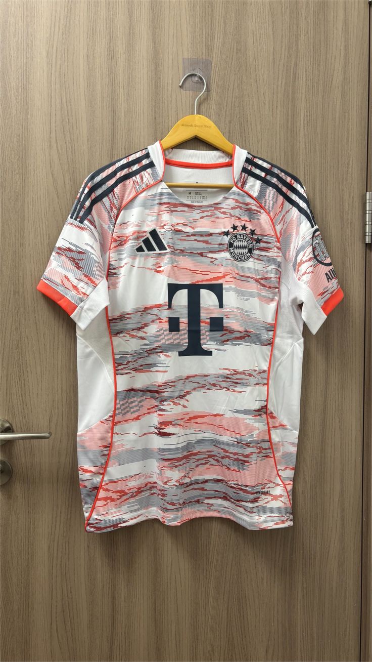 Bayern Munich 26/27 Away Kit